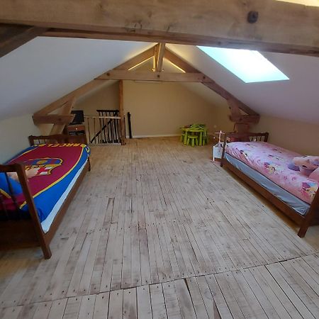 Les Trois L Bed & Breakfast Gindou ภายนอก รูปภาพ